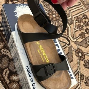 New in box Birkenstock Isis size 36